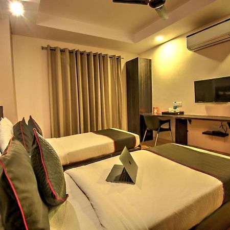 Artisan Rooms New Delhi Luaran gambar