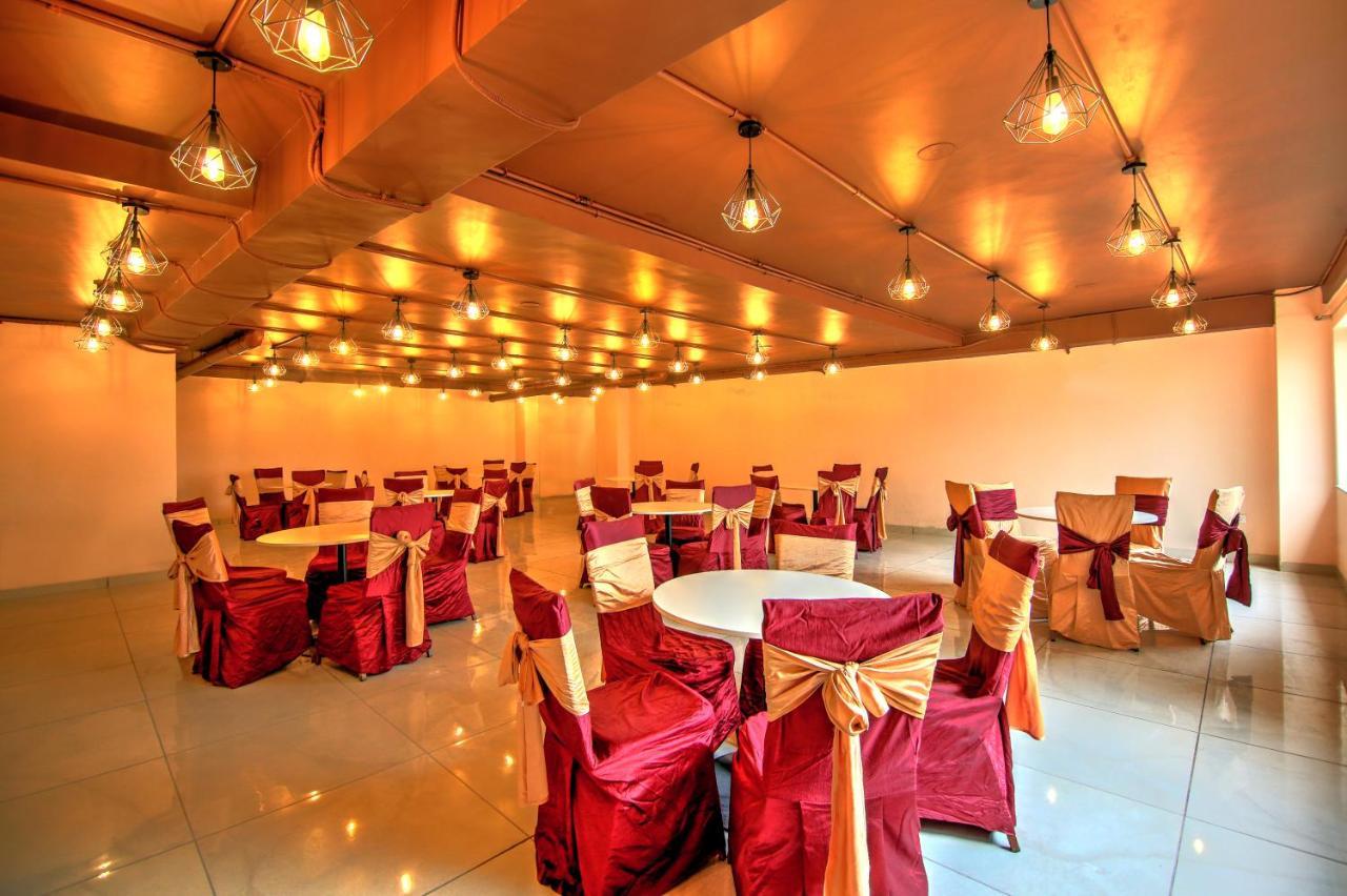 Artisan Rooms New Delhi Luaran gambar